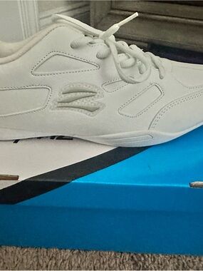 Skechers Cheer Shoes White Low-Top Lace-Up